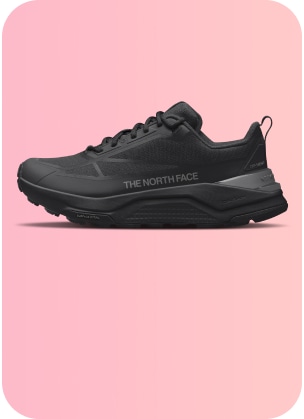 Image of The North Face Fastpack shoe on a gradient background.