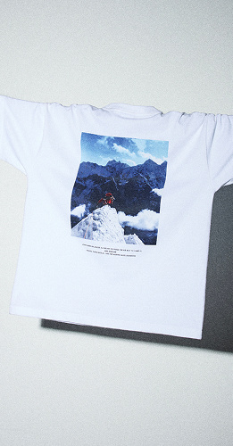 Un t-shirt de la collection laine Casentino.