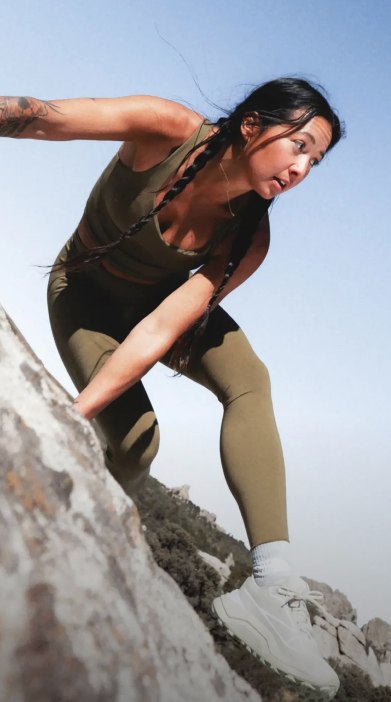 Pas de couture d’entrejambe pour aider à prévenir les frottements et soutenir les mouvements sans restriction