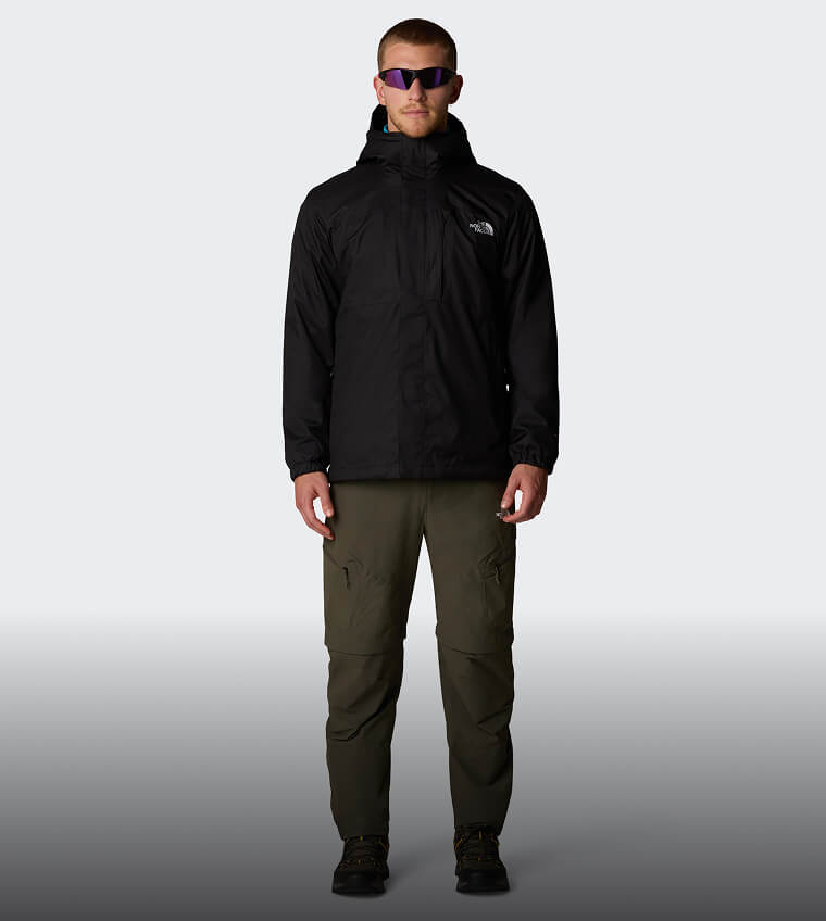 A person modeling the Quest Triclimate™