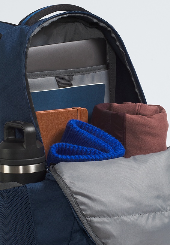 Photo du sac à dos Jester bleu marine.