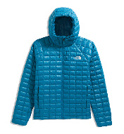 Men's lightweight jacket in blue by The North Face.