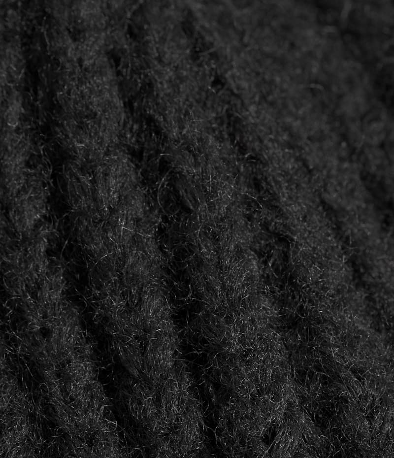 Шапка The North Face Fohair Cabin Beanie, цвет: Чёрный / Асфальтовый серый — фото 3