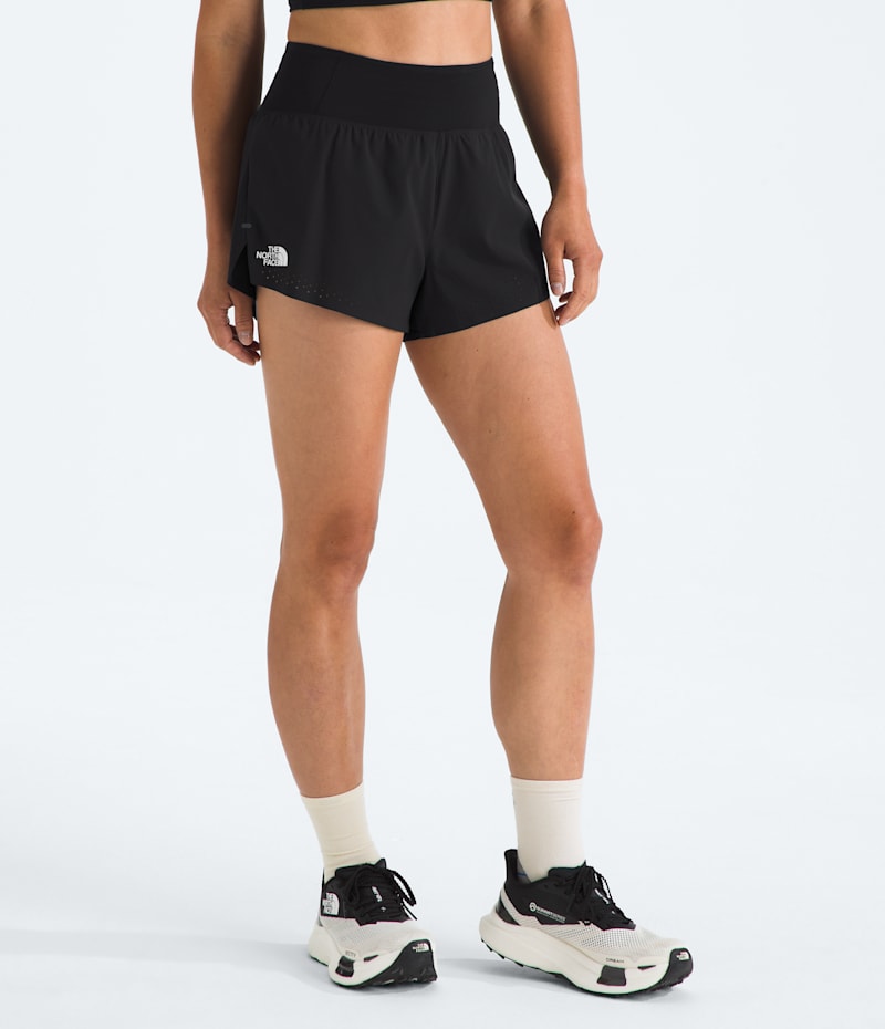 Женские шорты The North Face Summit Series Pacesetter 3'' Shorts, цвет: Чёрный