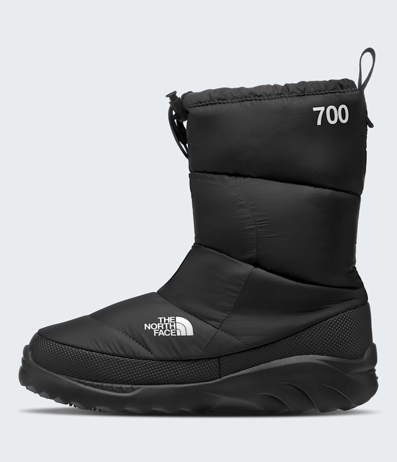Ботинки The North Face Nuptse Traction Booties, цвет: Чёрный