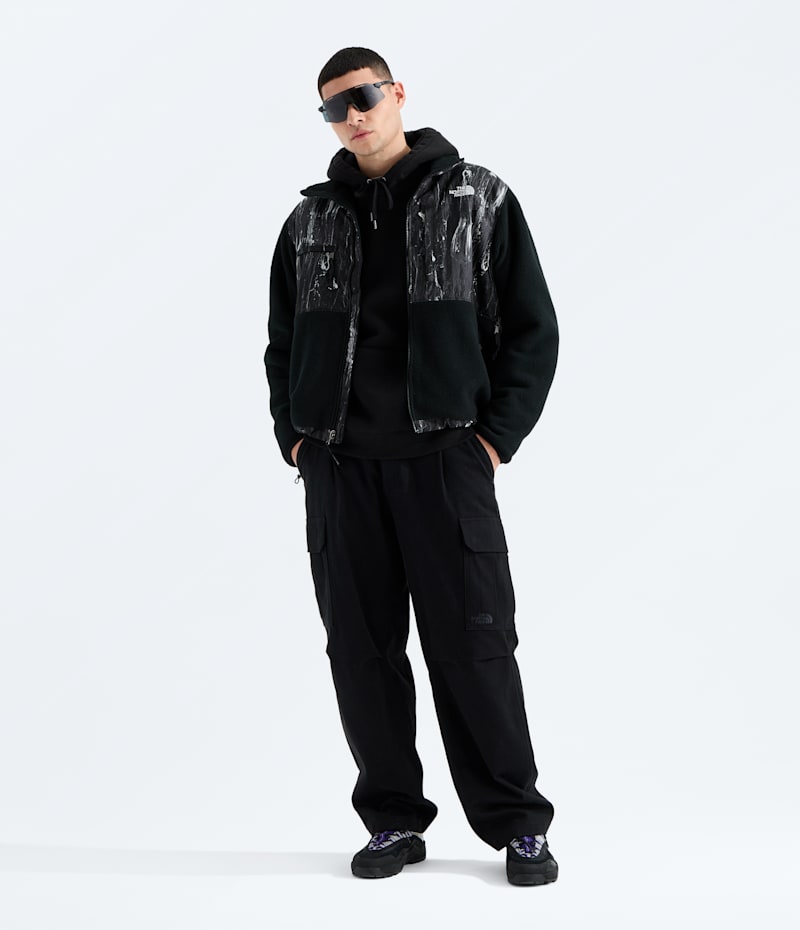 Мужская куртка The North Face Retro Denali Jacket—Print, цвет: Чёрный с принтом — фото 2