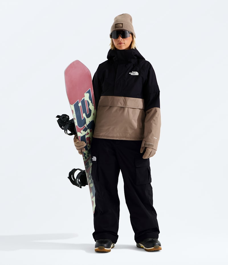 Женская куртка The North Face Evryday Anorak, цвет: Гранатовый / Чёрный — фото 2