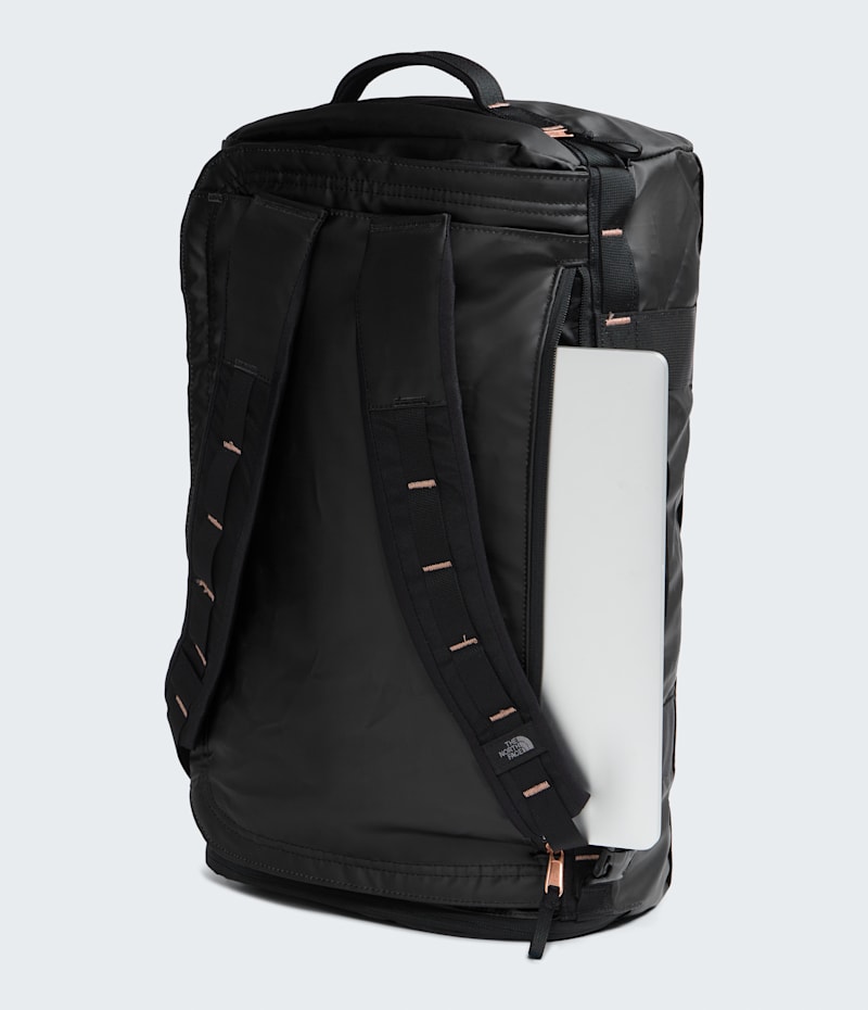 Сумка The North Face Base Camp Voyager Duffel 32L - Luxe, цвет: Чёрный меланжевый / Коралловый — фото 2