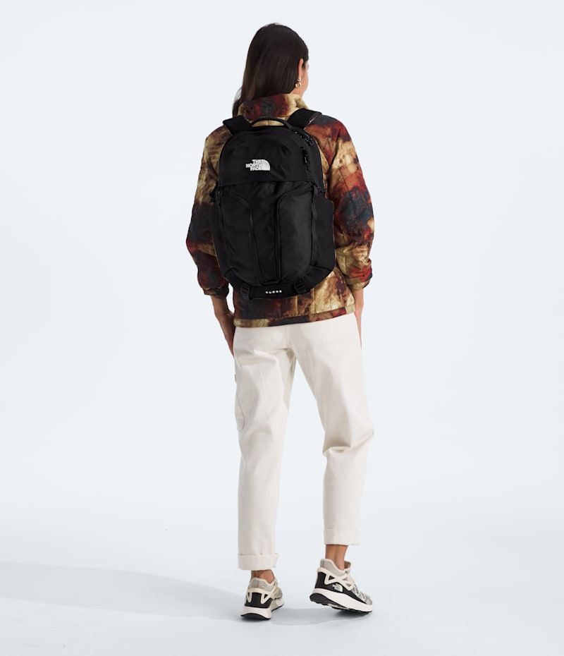 Рюкзак The North Face Women’s Surge Backpack - 31L — фото 6