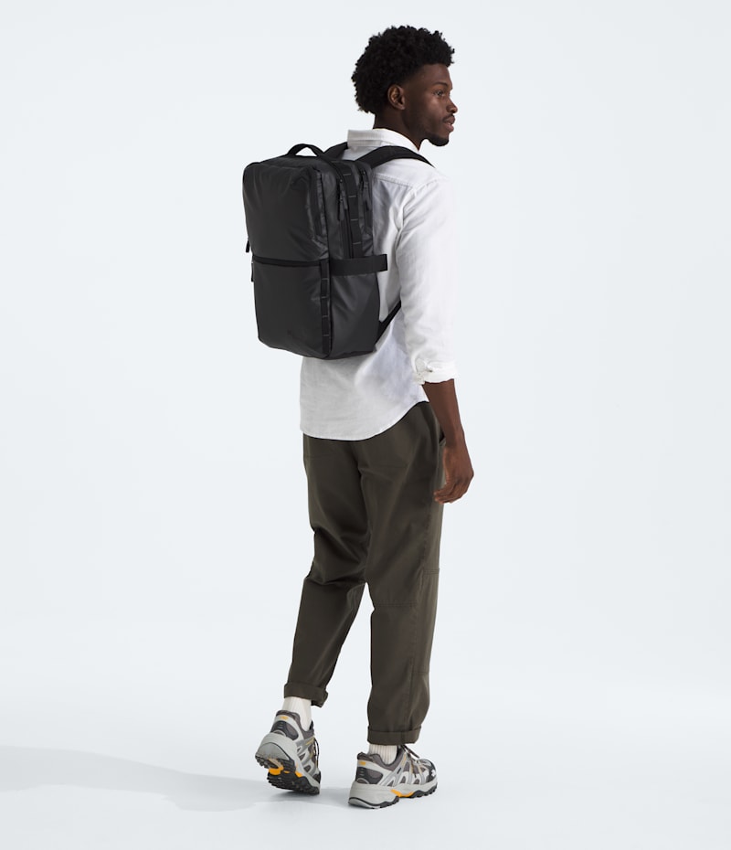 Рюкзак The North Face Base Camp Voyager Daypack - 26L — фото 5