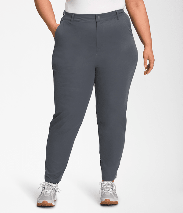Women’s Plus Standard Tapered Pants
