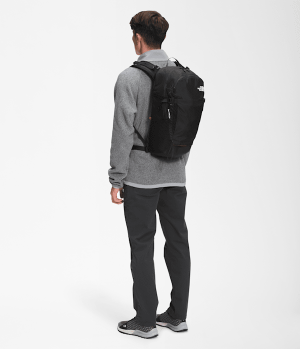 THE NORTH FACE BASIN 24 ブラック 24L THE NORTH FACE Basin 24 Backpack, TNF Black/TNF Black, One
