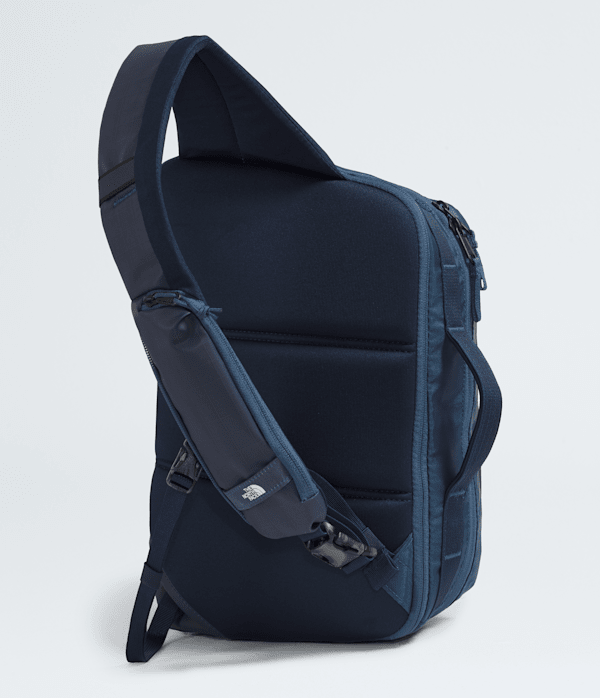 人気！THE NORTH FACE ブラック Base Camp Voyager スリング Base Camp Voyager Sling | The North Face Canada