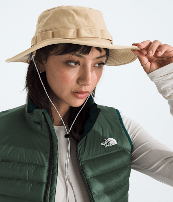 【THE NORTH FACE】W'S FRESH LIGHT TRAINING JKT/NJ5JM80J Class-V-Reversible-Bucket-Hat.png