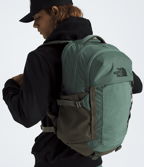 a93f 141 backpack north face The Recon I like this pack when I only need the basics and dont want a full The North Face  Connector