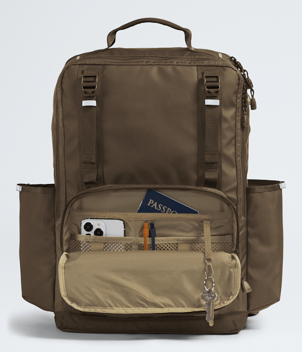 Base-Camp-Daypack.png