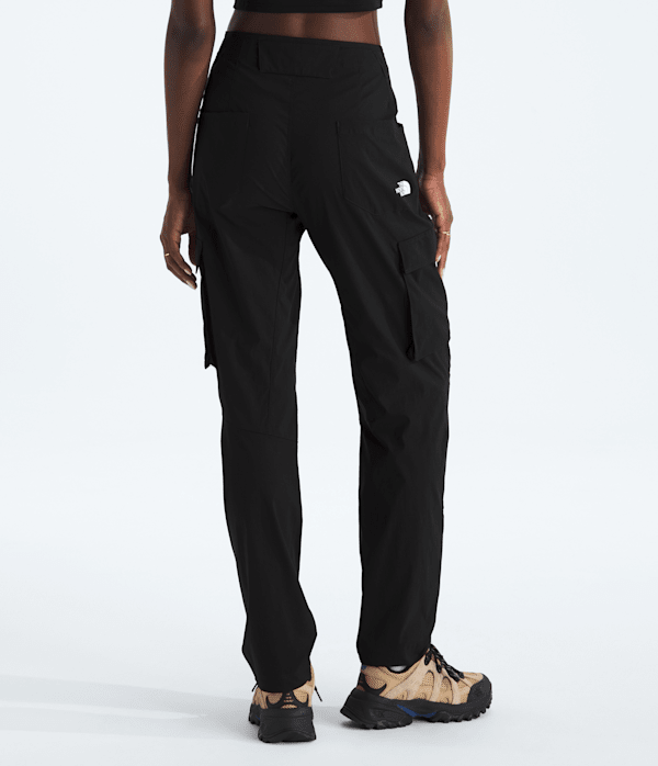 Women’s Exploration Cargo Pants - thumbnail 3