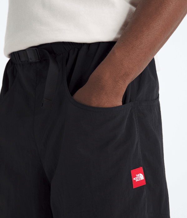 Men's TNF™ Red Box Nylon Belted Pants | The North Face Canada