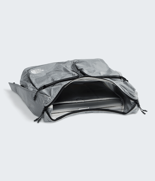 north face everyday tote backpack The Jester Laptop - Commuter Daypack, Water Repellent, Laptop Sleeve, TNF Black-NPF, One Size this bag is built to withstand the toughest stresses and protect its contents from moisture The North Face Base Camp