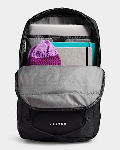 Womens Jester Backpack  27L TNF TNF Black INT