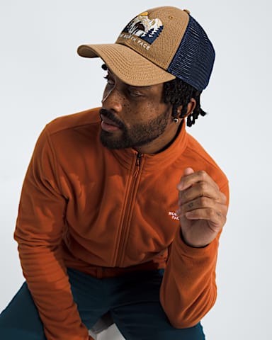 Embroidered Mudder Trucker TNF Utility Brown MODELBACK