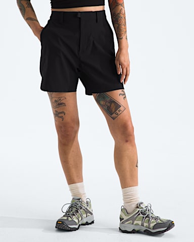 Womens Basin 5 Shorts TNF TNF Black HERO