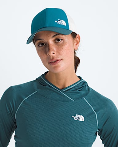 Summer LT Trucker TNF Dusk BlueSpace MODELBACK