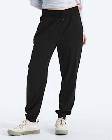 Womens Aphrodite Arise Joggers TNF TNF Black HERO
