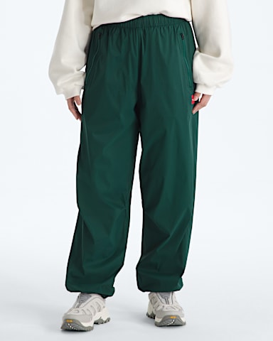 Unisex TNF Red Box Packable Wind Pants TNF Hunter Green HERO3