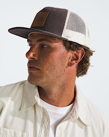 Half Dome Trucker TNF Demitasse BrownLeather Patch MODELBACK