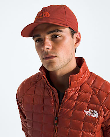Horizon Hat TNF Iron Clay MODELBACK