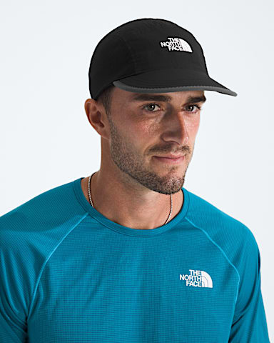 Chapeau de camping Class V Camp Hat TNF Noir TNF MODELBACK