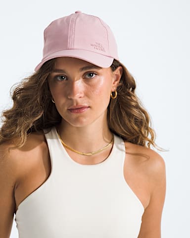 Chapeau Never Stop TNF Rose Metal MODELBACK