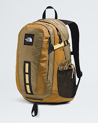 Hot Shot SE TNF CedarGolden TanHoneyed Sand FRONT34