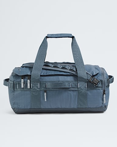 Base Camp Voyager Duffel42L TNF Granite GreyFrost Grey HERO