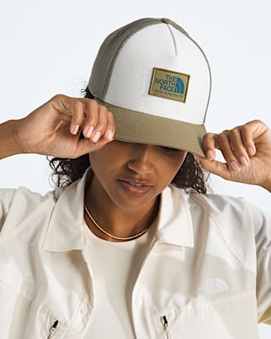 Keep It Patched Trucker TNF CedarWhite Dune MODELBACK
