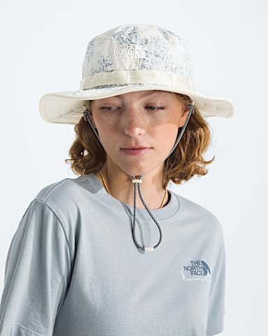 Chapeau bord Class V Brimmer TNF Beige PierreImprime Armoise MODELBACK