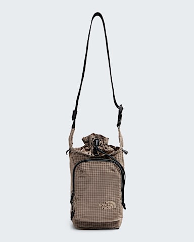 Never Stop Bucket Bag TNF Garnet HERO