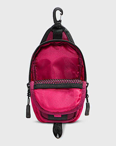 Hot Shot Crossbody TNF Burgundy CrushLali Guram INT