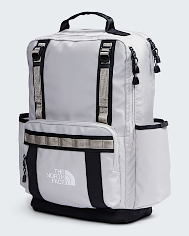 Base Camp Daypack TNF Cumulus CloudTNF Black FRONT34