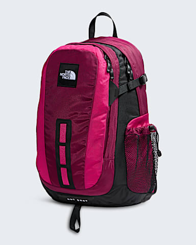 Hot Shot SE TNF Burgundy CrushLali Guran FRONT34