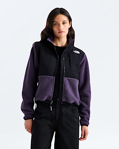 Womens Retro Denali Jacket TNF Endless DuskTNF Black HERO