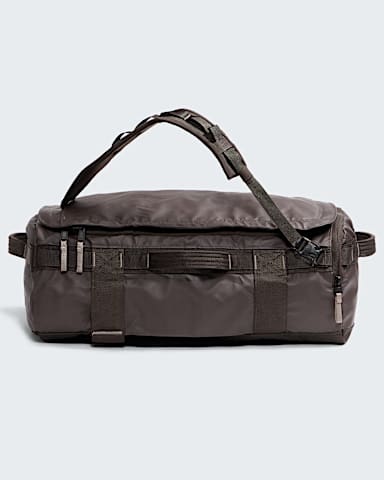 Base Camp Voyager Duffel32L TNF Dark ChesnutGarnet HERO