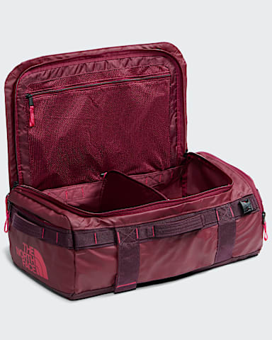 Base Camp Voyager Duffel32L TNF Burgundy CrushDeep BurgundyLali Guran INT