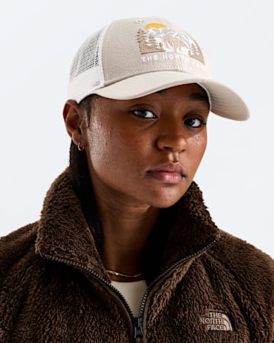 Casquette Mudder Trucker brode TNF Taupe IntemporelGraphique Ours MODELBACK