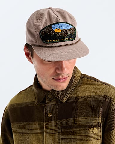 Norm 5Panel Hat TNF GarnetYosemite Patch MODELBACK