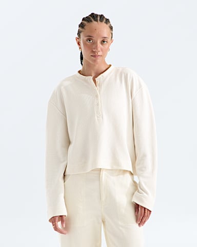 Womens Ridge Path Waffle LongSleeve Henley TNF White Dune Main