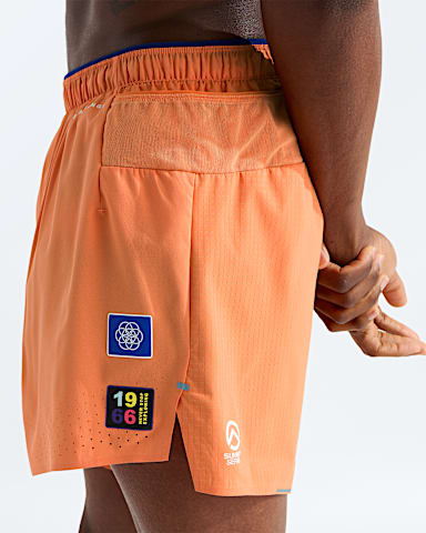 Mens Summit Series Pacesetter 5 ShortsGraphic TNF Papaya HERO3