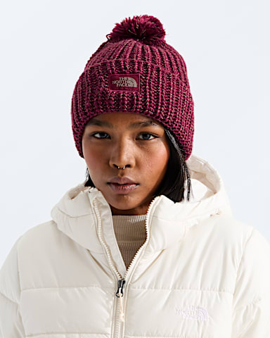 Cozy Chunky Cabin Beanie TNF Burgundy CrushUtility Brown MODELBACK
