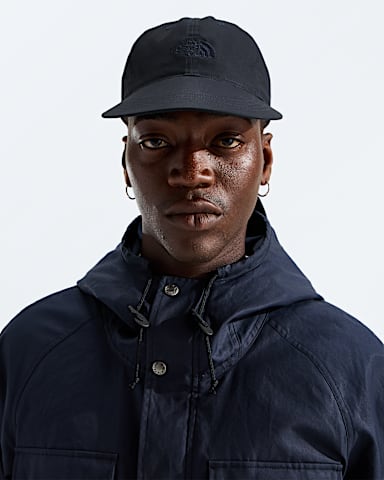 TNF Red Box British Millerain Hat TNF BM Navy MODELBACK